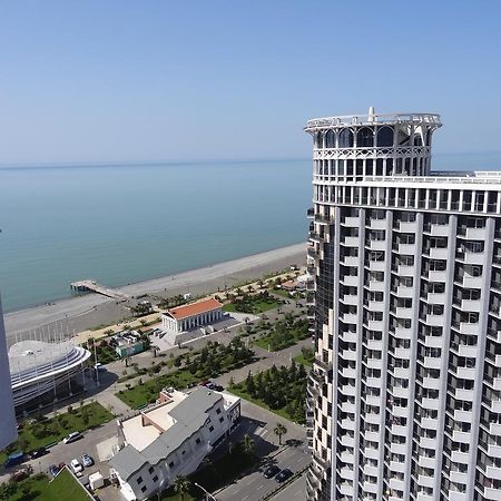 Apartment On Khimshiashvili 巴统 客房 照片