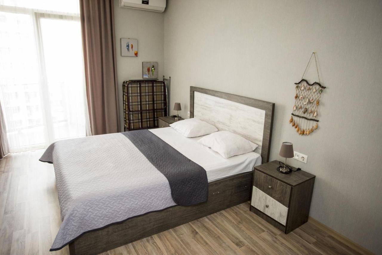 Apartment On Khimshiashvili 巴统 外观 照片